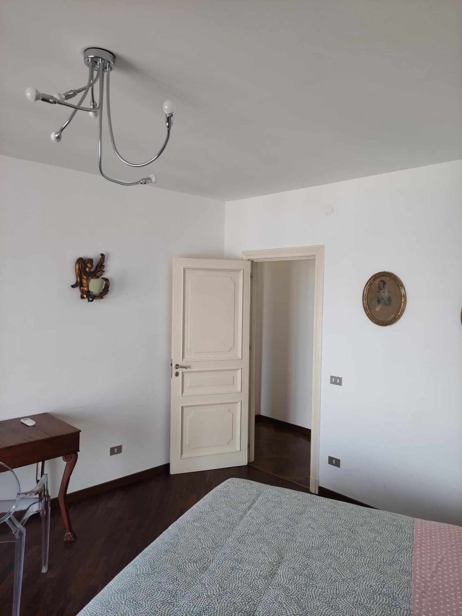 New Panoramic Apartment - Half Way Center-Vomero District Naples Exterior photo